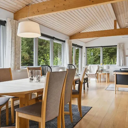 Holiday home 3 Bedroom Pet Friendly In Ebeltoft