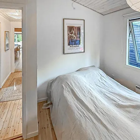 Дом отдыха 3 Bedroom Pet Friendly In